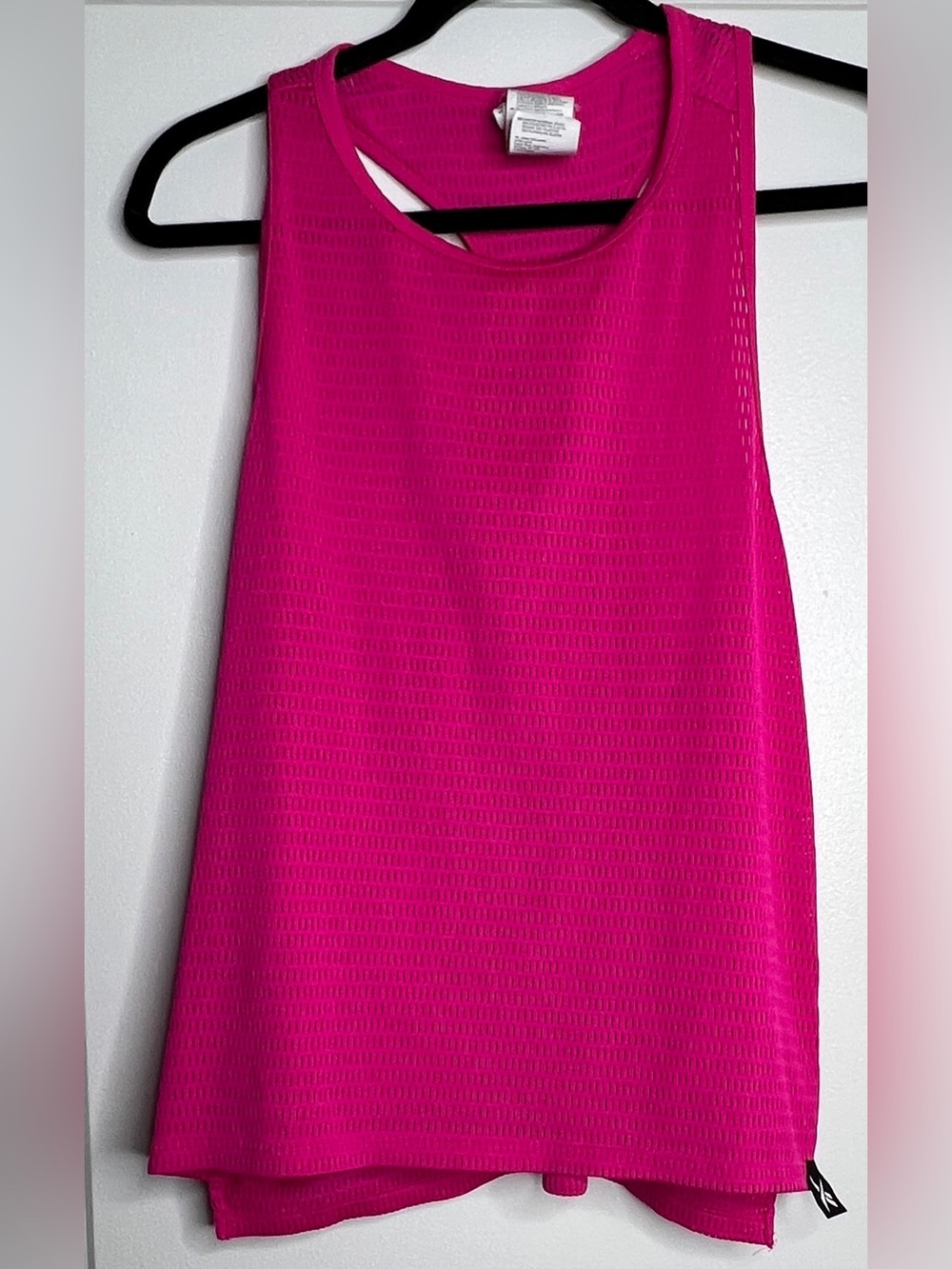 Bundle of 2 Reebok Pink Black Mesh Speedwick Performance Tank‎ Top